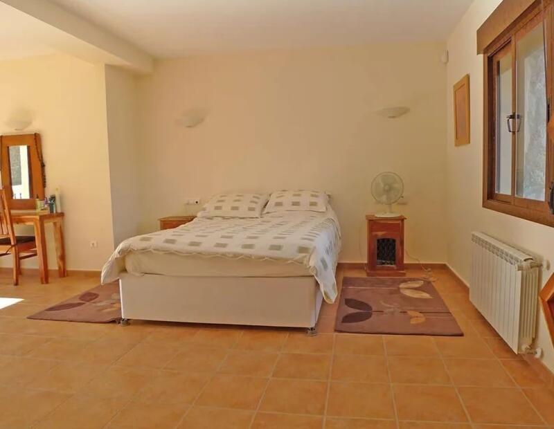 8 bedroom Country House for sale