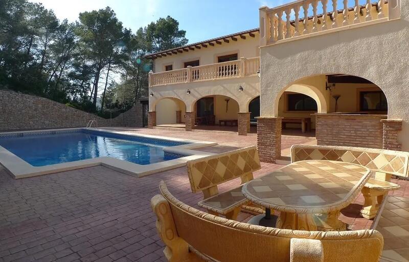 8 bedroom Country House for sale