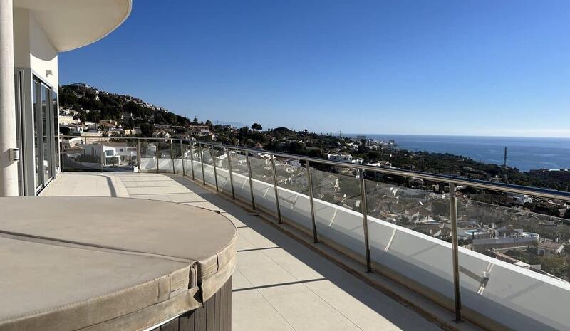 3 bedroom Apartment for sale