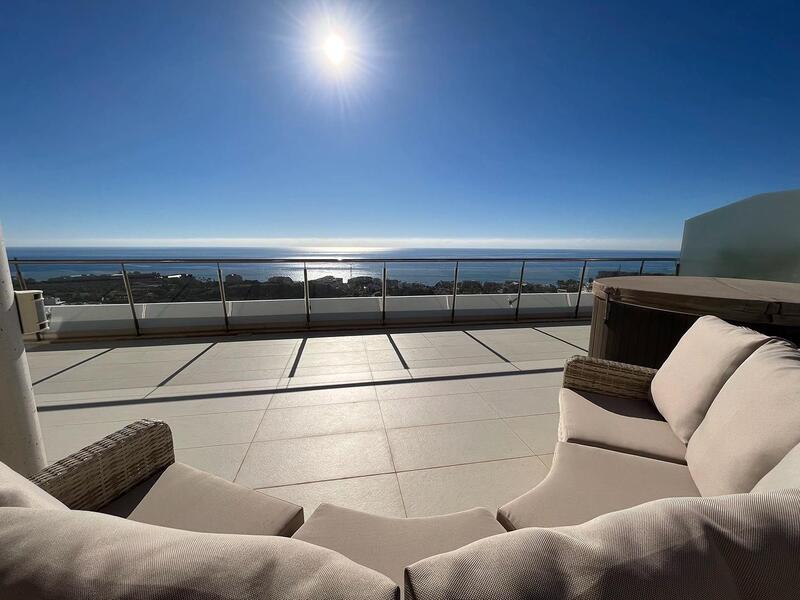 3 bedroom Apartment for sale