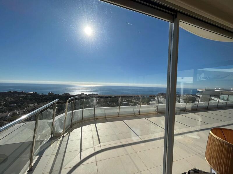 3 bedroom Apartment for sale