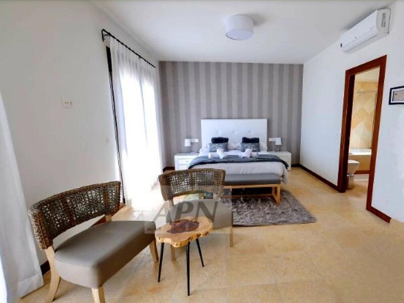 4 bedroom Country House for sale