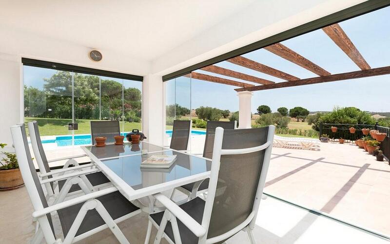 6 bedroom Villa for sale