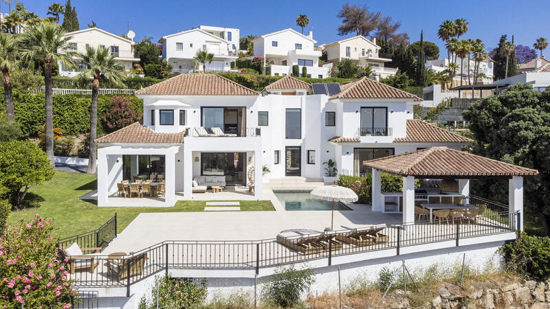 6 bedroom Villa for sale