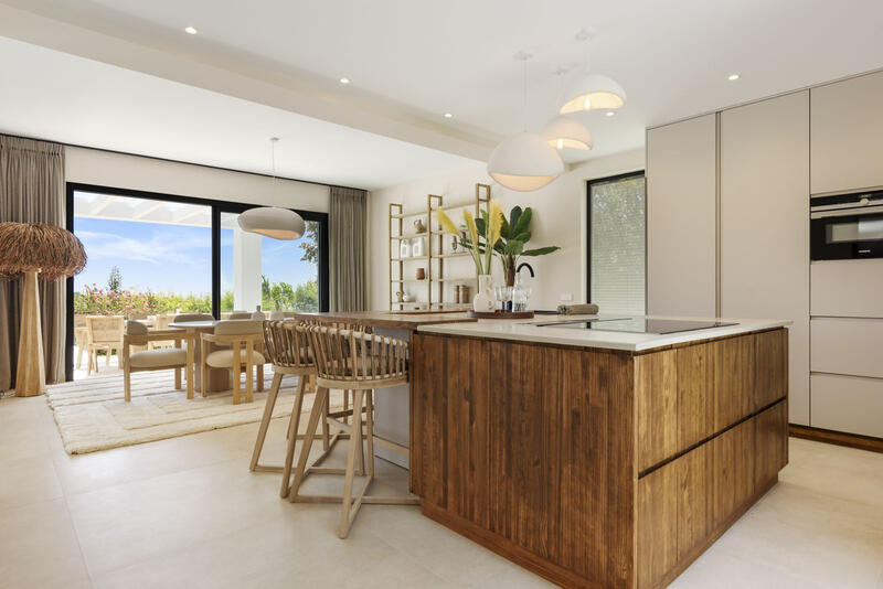 6 bedroom Villa for sale