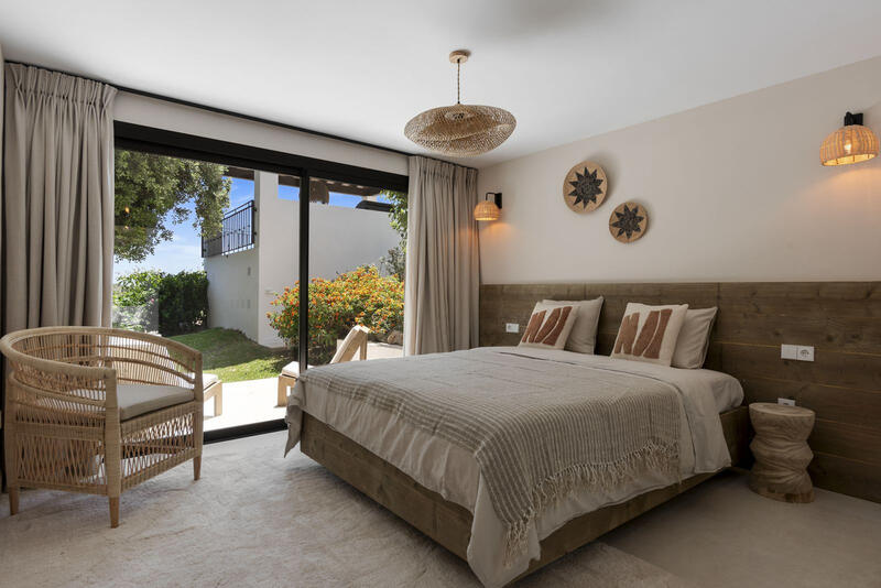 6 bedroom Villa for sale