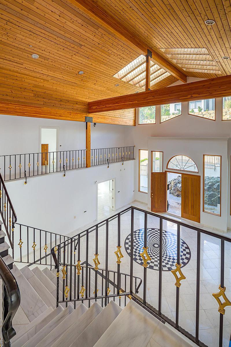 5 bedroom Villa for sale