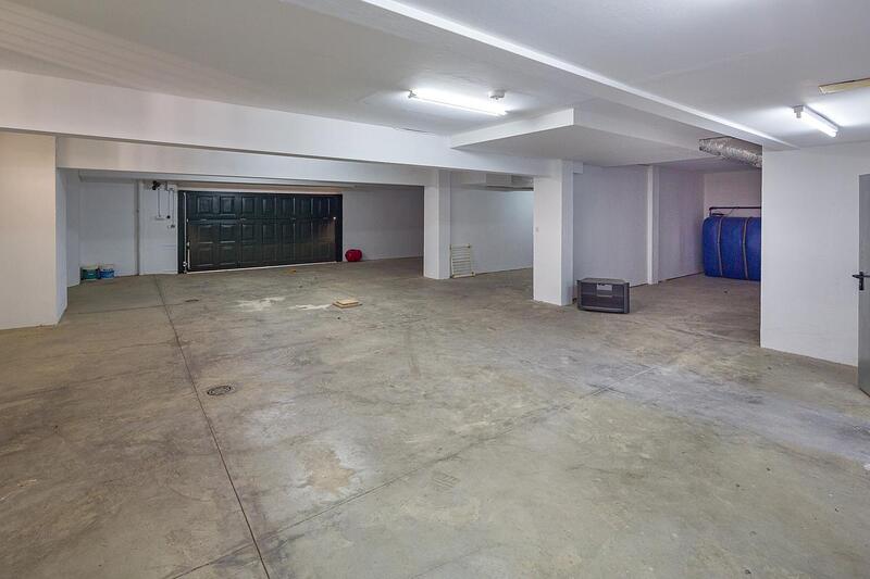 5 bedroom Villa for sale