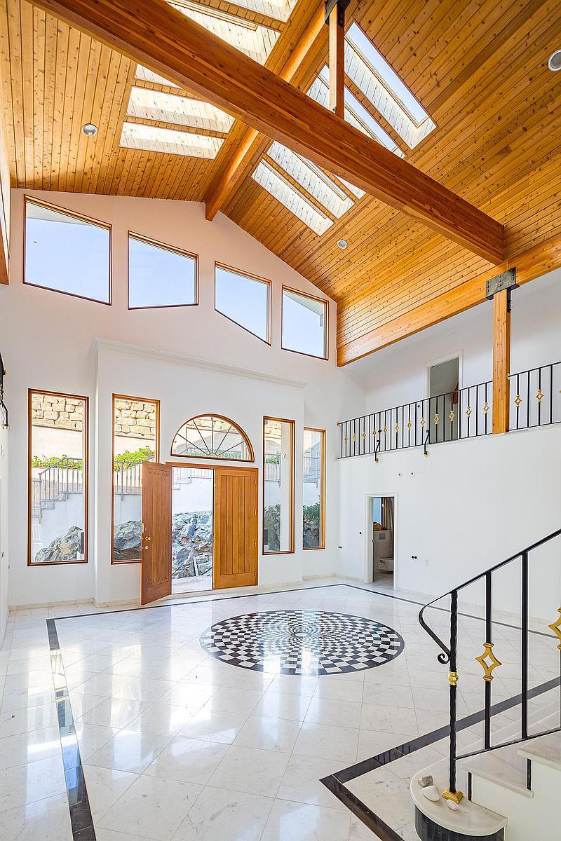 5 bedroom Villa for sale