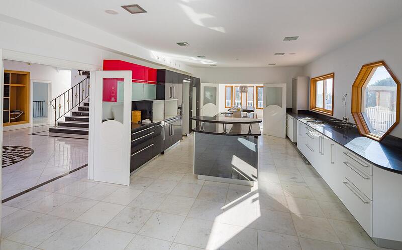 5 bedroom Villa for sale