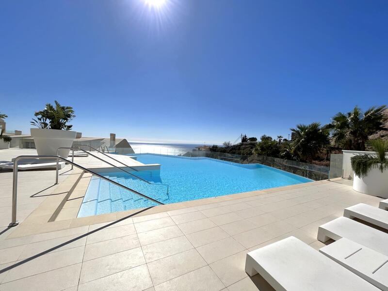 Apartment for sale in Benalmadena, Málaga