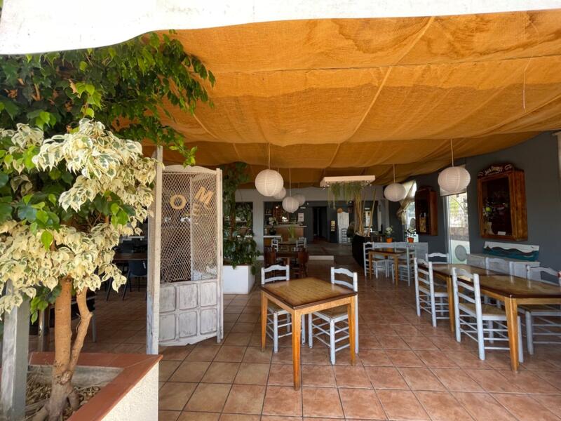 6 bedroom Country House for sale
