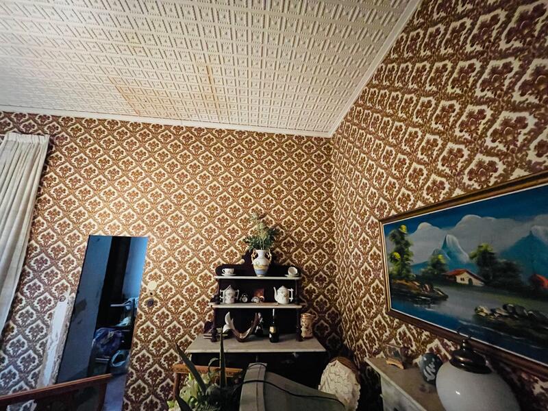 7 bedroom Townhouse for sale
