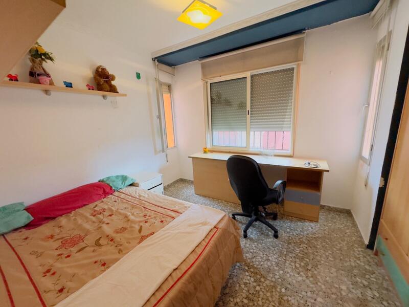 4 chambre Appartement à vendre