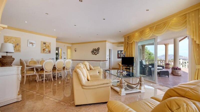 4 Cuarto Villa en venta