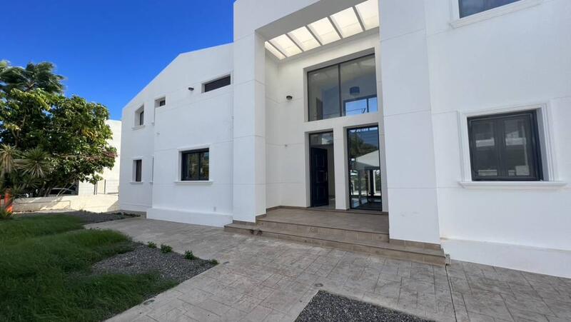 4 bedroom Villa for sale