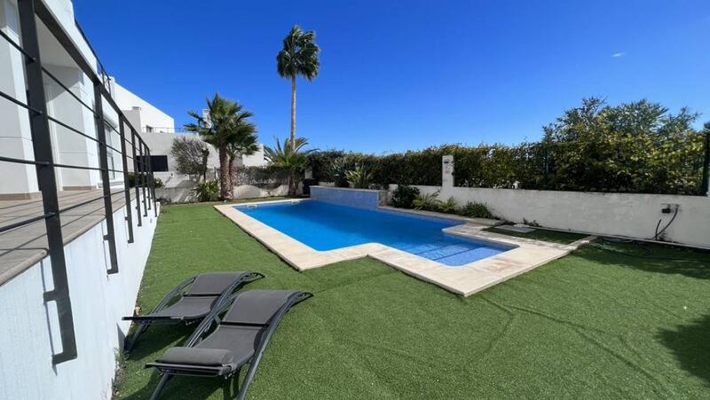 4 bedroom Villa for sale