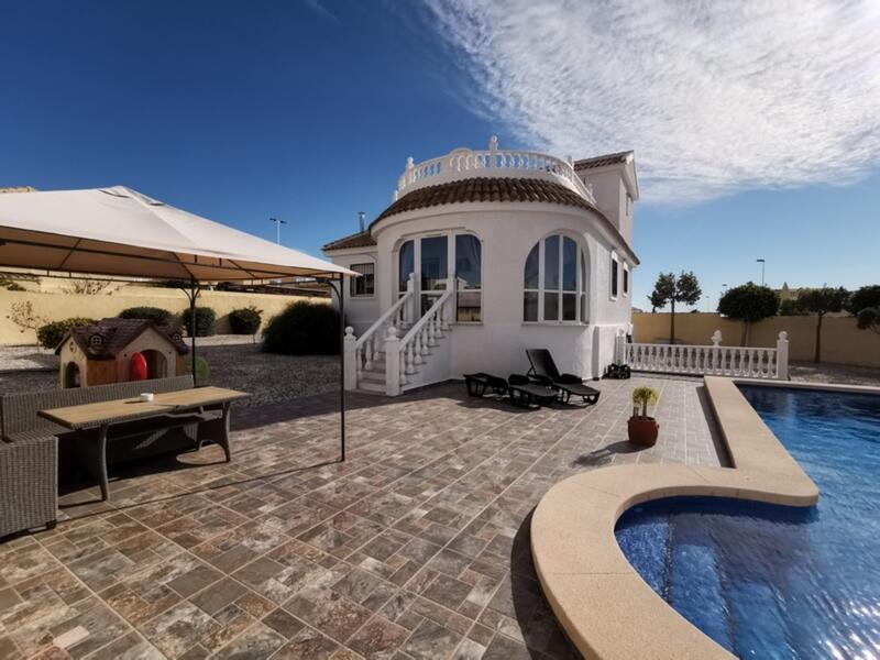 3 slaapkamer Villa Te koop