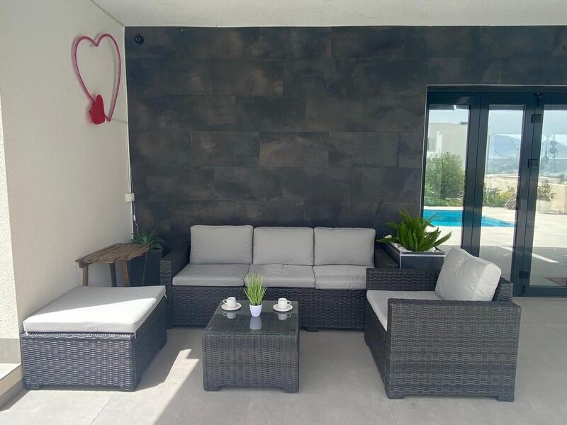 5 bedroom Villa for sale