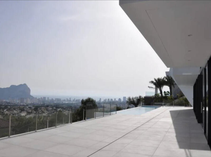4 bedroom Villa for sale