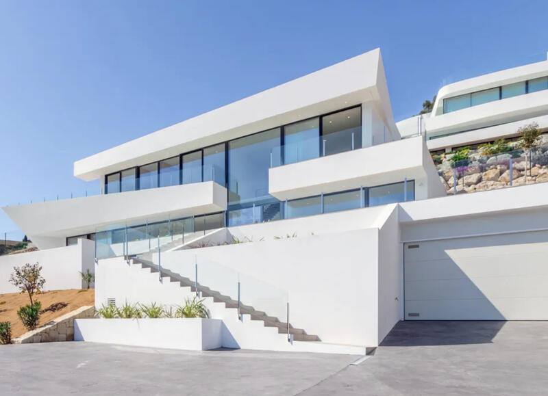 4 bedroom Villa for sale