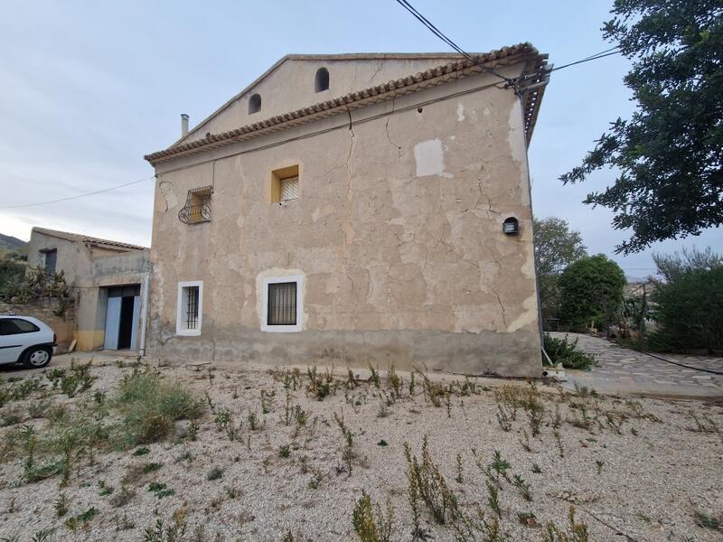 7 bedroom Country House for sale