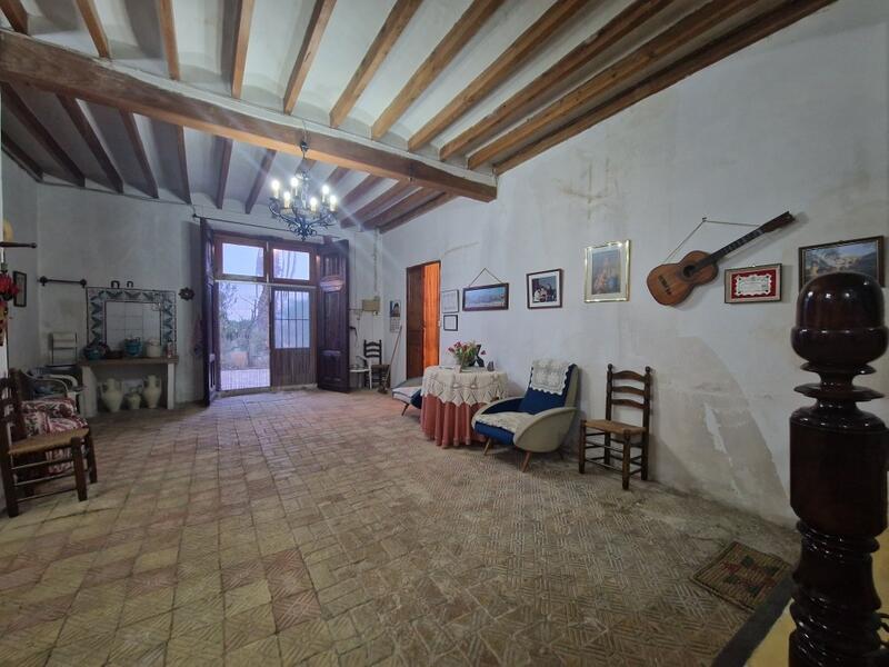 7 bedroom Country House for sale
