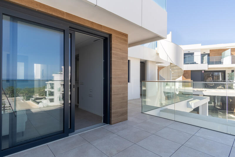 3 bedroom Apartment for sale
