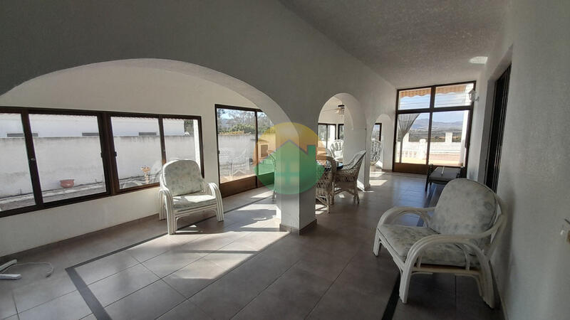 4 Cuarto Villa en venta