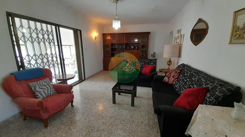 4 Cuarto Villa en venta