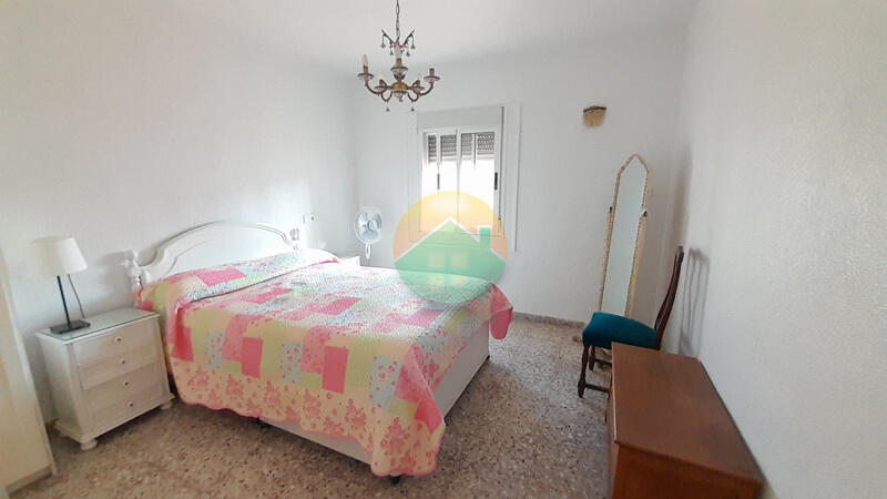 4 Cuarto Villa en venta