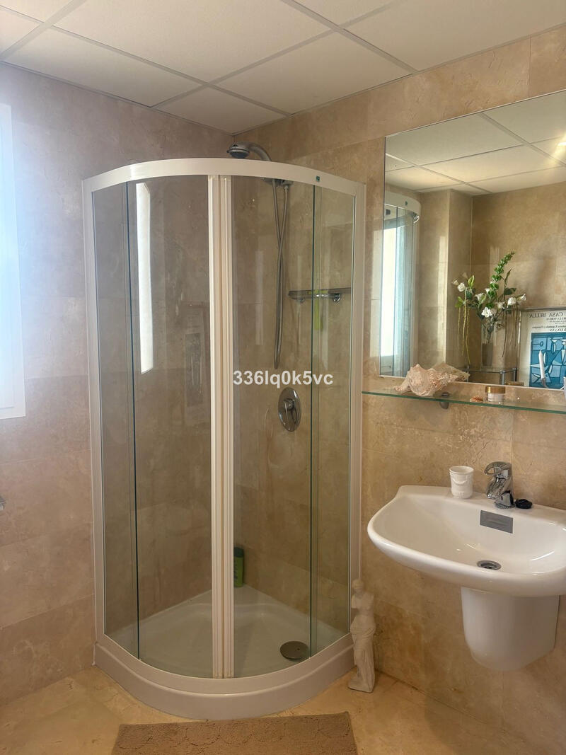 2 slaapkamer Appartement Te koop