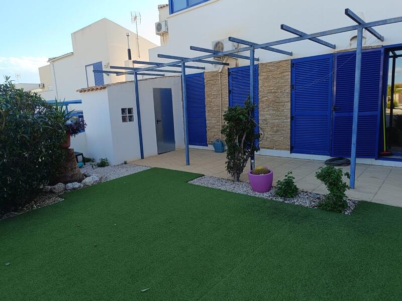 3 bedroom Townhouse for sale