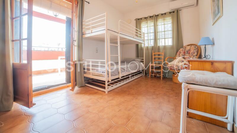 2 bedroom Townhouse for sale