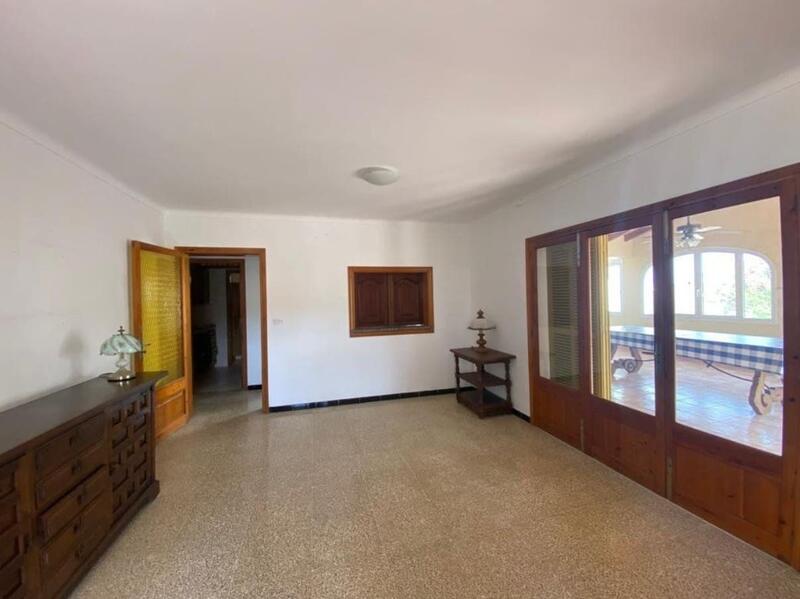4 bedroom Villa for sale