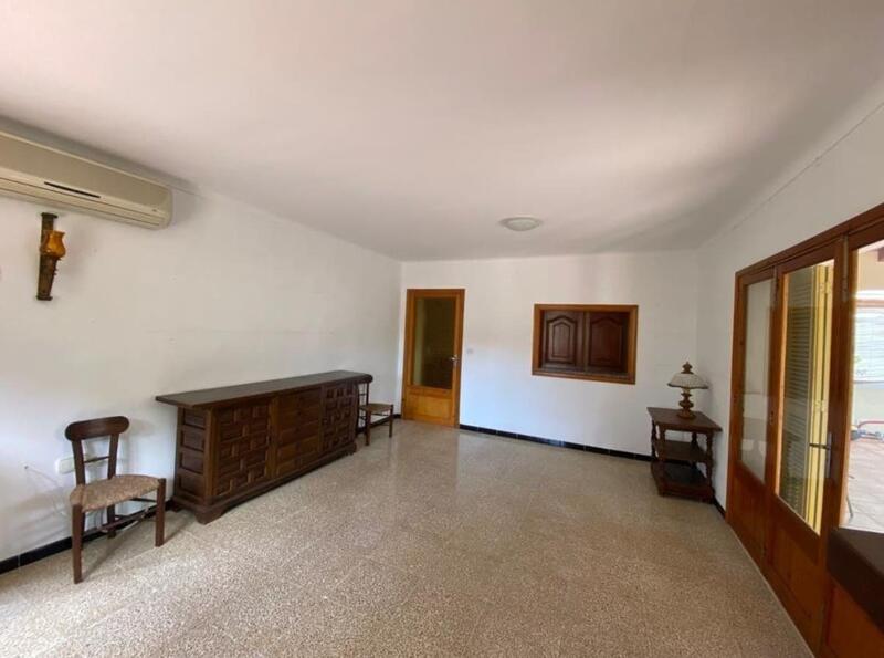 4 bedroom Villa for sale