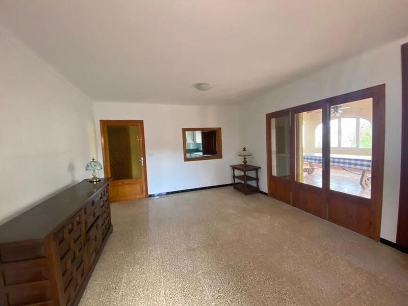 4 bedroom Villa for sale