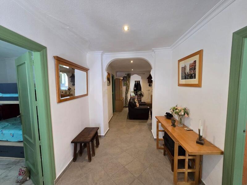 3 bedroom Townhouse for sale