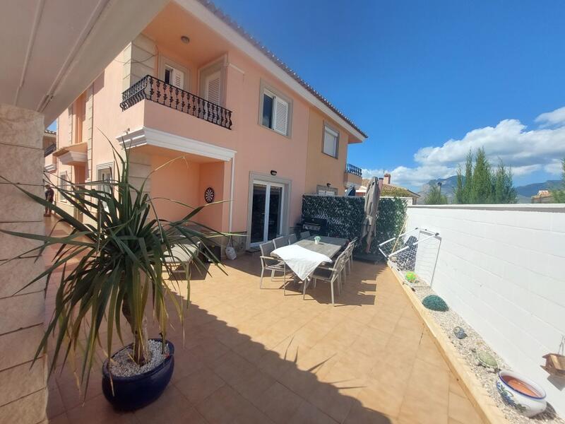 3 slaapkamer Villa Te koop