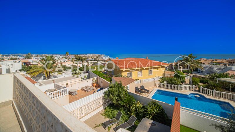Maison de Ville à vendre dans Torrevieja, Alicante
