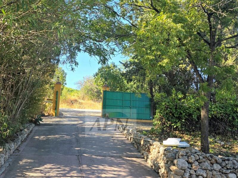 Herregård til salgs i Alora, Málaga