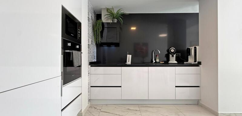 2 slaapkamer Appartement Te koop