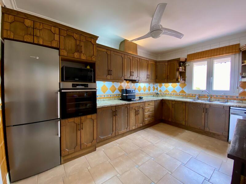 3 Cuarto Villa en venta