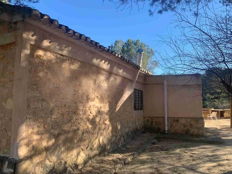 4 bedroom Country House for sale