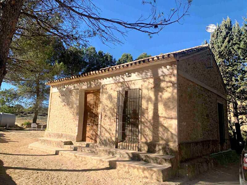 4 bedroom Country House for sale