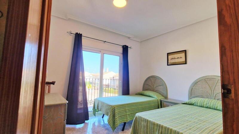 3 Schlafzimmer Stadthaus zu verkaufen