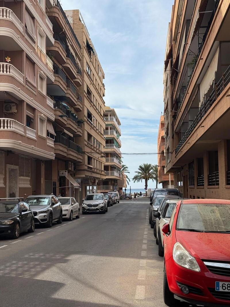 Leilighet til salgs i Torrevieja, Alicante
