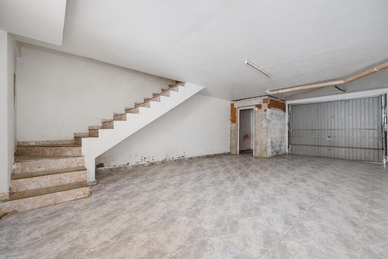 3 slaapkamer Gezinswoning Te koop