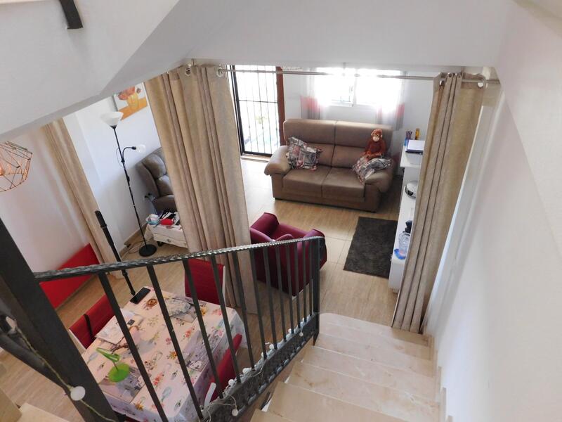 2 Cuarto Adosado en venta