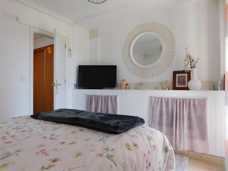 2 Cuarto Adosado en venta